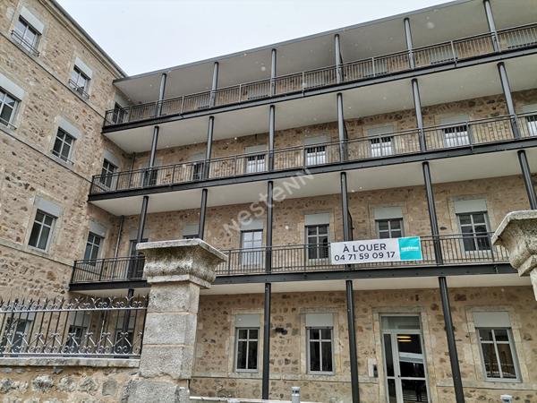 Appartement T2 de 58.37 m² avec ascenseur dans le centre ville d'Yssingeaux