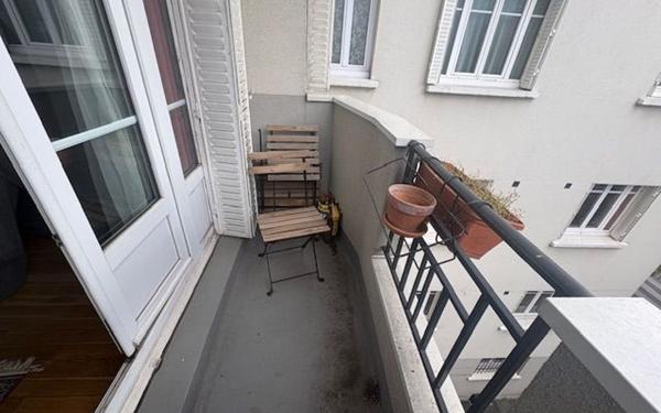 Appartement à vendre    2 pièces • 43 m2 Les Lilas