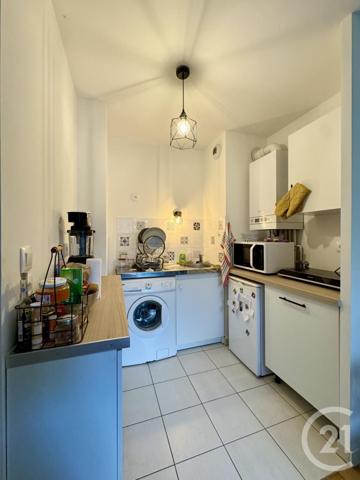 Appartement Studio à vendre  1 pièce - 30,10 m2 BURES SUR YVETTE - 91