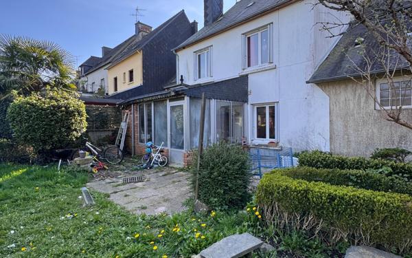 Maison à vendre    5 pièces • 103,04 m2 Rostrenen