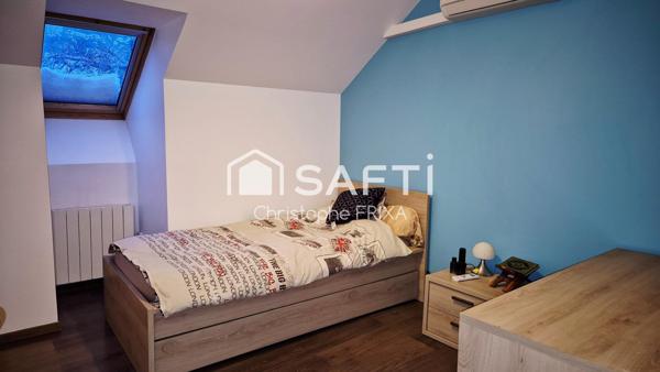 Maison T8 individuelle de 185m², avec 5 chambres, possibilité 6, vivable de plain-pied.