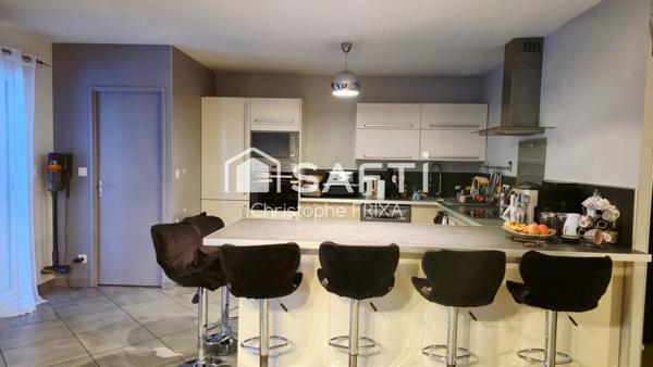 Maison T8 individuelle de 185m², avec 5 chambres, possibilité 6, vivable de plain-pied.