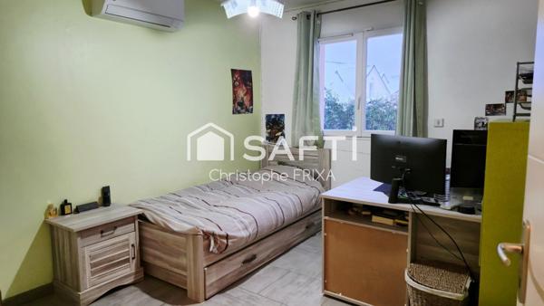 Maison T8 individuelle de 185m², avec 5 chambres, possibilité 6, vivable de plain-pied.