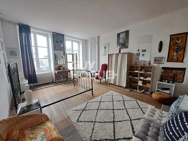 Maison Tinchebray Bocage 6 pièce(s) 171.19 m2