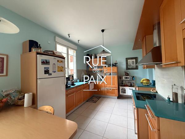 86200 LOUDUN Maison Loudun - 195 m2