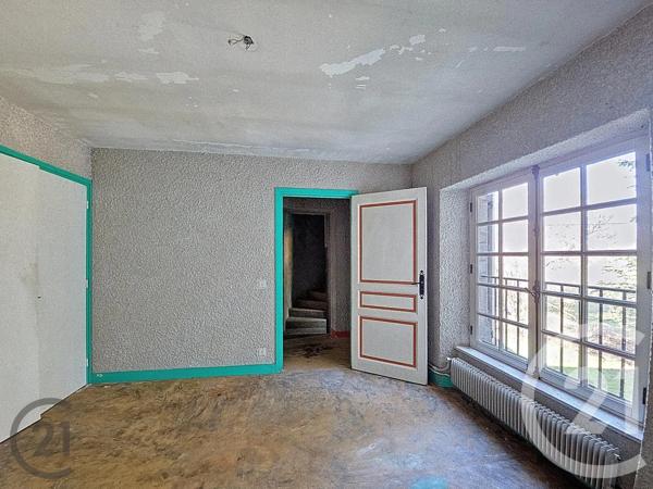 Maison à vendre  8 pièces - 408,60 m 2   MOZAC  - 63