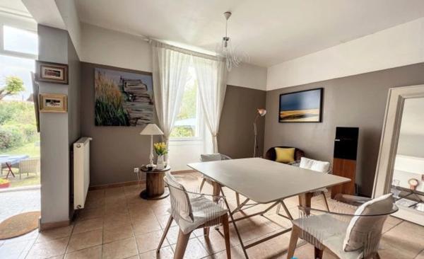 Dpt Haute Garonne (31), à vendre REVEL maison P8