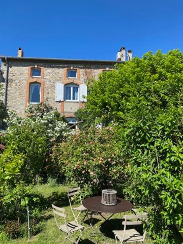 Dpt Haute Garonne (31), à vendre REVEL maison P8