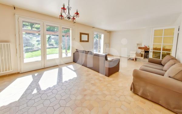 Maison à vendre    5 pièces •  Dammartin-en-Goële