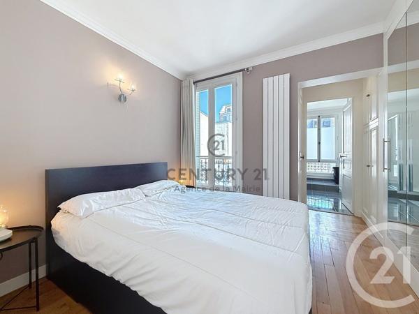 Appartement F2 à vendre  2 pièces - 45,57 m2 PARIS - 75007
