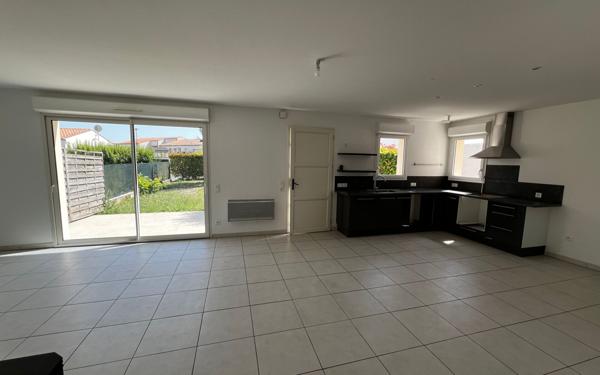 Maison à vendre    4 pièces •  Arces