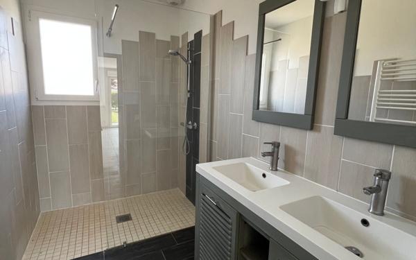 Maison à vendre    4 pièces •  Arces