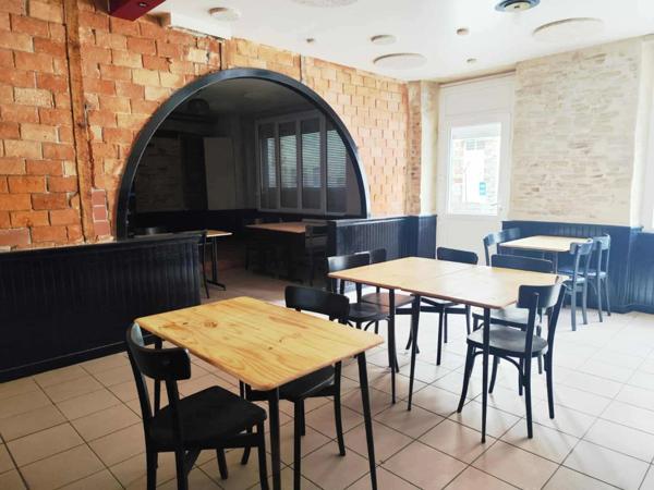 À vendre – Murs commerciaux libres - Bar Restaurant - avec appartement de fonction – secteur Redon (10 min)