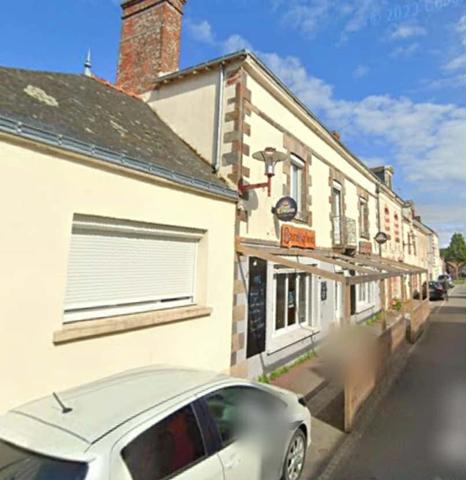 À vendre – Murs commerciaux libres - Bar Restaurant - avec appartement de fonction – secteur Redon (10 min)