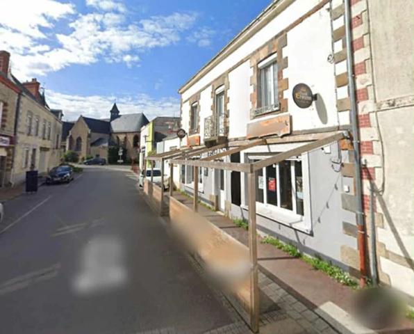 À vendre – Murs commerciaux libres - Bar Restaurant - avec appartement de fonction – secteur Redon (10 min)