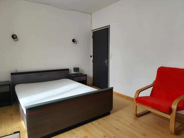 À vendre – Murs commerciaux libres - Bar Restaurant - avec appartement de fonction – secteur Redon (10 min)