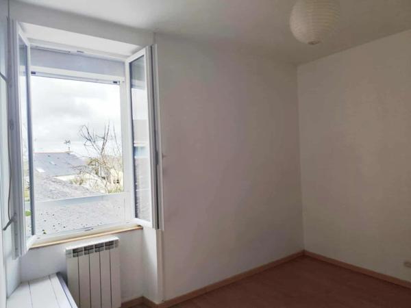 À vendre – Murs commerciaux libres - Bar Restaurant - avec appartement de fonction – secteur Redon (10 min)