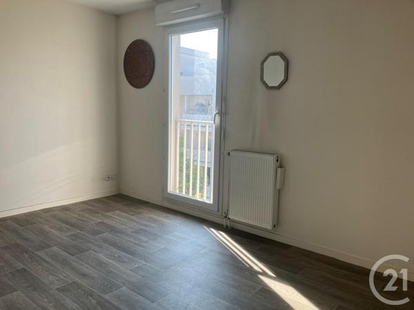 Appartement F3 à vendre  3 pièces - 60 m2 GENNEVILLIERS - 92