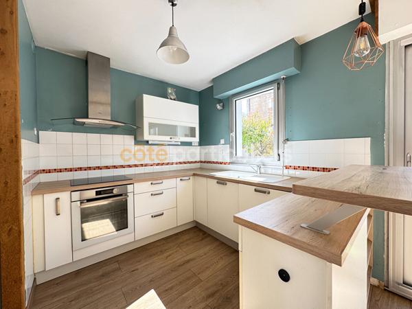 Location
                Maison84,24 m² - 4 Pièces -
                    ORLEANS (45000)