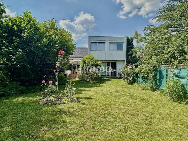 Villemomble- Maison 5P/4ch- 147m2+ Sous-Sol- Jardin Paysager 425m2
