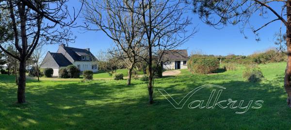 Demeure côtière Néo bretonne vue mer sur grand parc constructible