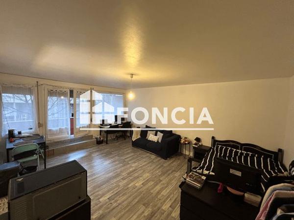 Location Studio 33.81 m² - LES PERSPECTIVES Villeurbanne 69100