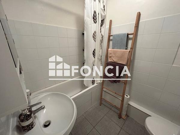 Location Studio 33.81 m² - LES PERSPECTIVES Villeurbanne 69100