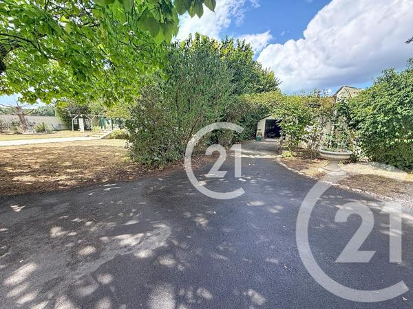 Maison à vendre  4 pièces - 124 m 2   JARNAC  - 16