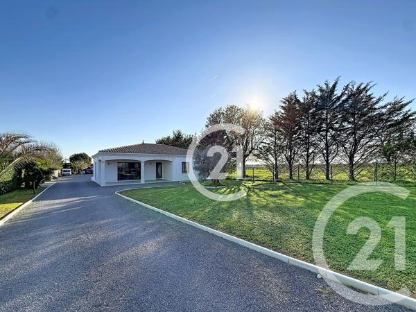 Maison à vendre  4 pièces - 124 m 2   JARNAC  - 16
