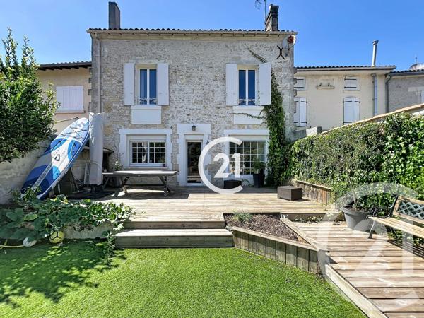 Maison à vendre  4 pièces - 124 m 2   JARNAC  - 16