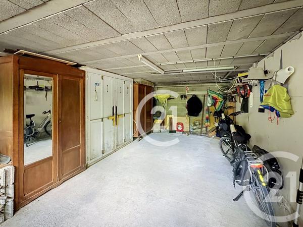 Maison à vendre  4 pièces - 124 m 2   JARNAC  - 16