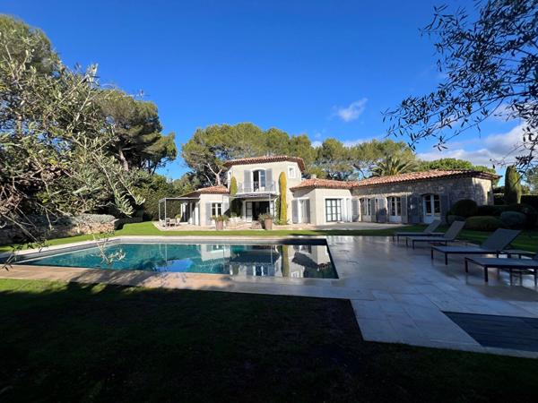 Demeure de prestige Mougins 10 pièces 420 m² - MOUGINS