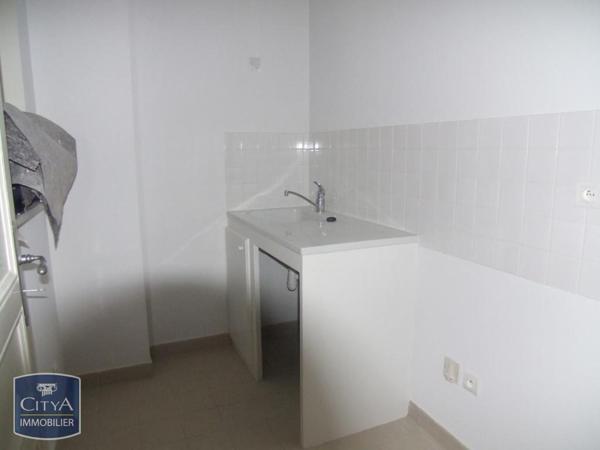 Location appartement Bergerac (24100) 5 pièces 72.3m²