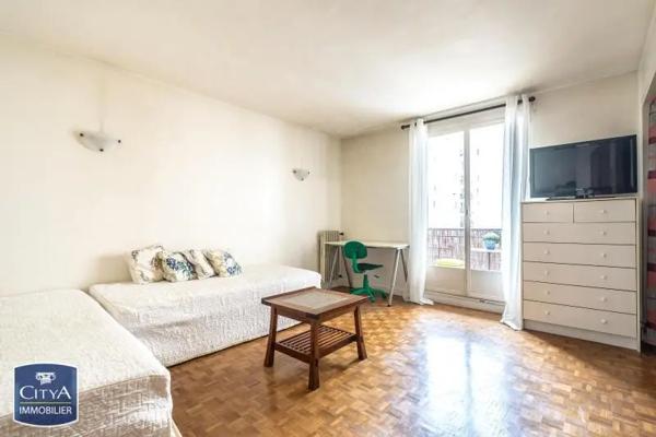 Appartement à louer 1 pièce 27.1m²