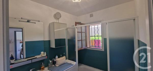 Appartement T2 à vendre  2 pièces - 35,40 m 2   LA GARDE  - 83
