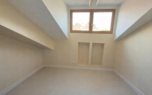 Appartement à vendre    4 pièces • 114,85 m2 Morestel