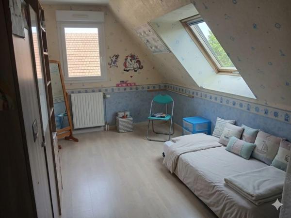 MEZIDON CANON. Pavillon de 127 m² avec véranda de 41 m².