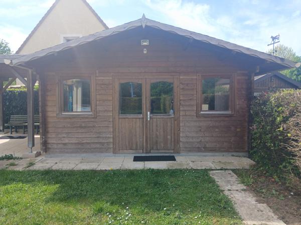MEZIDON CANON. Pavillon de 127 m² avec véranda de 41 m².
