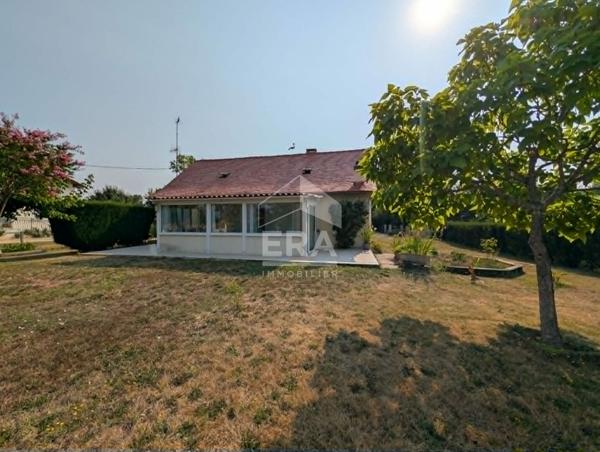 Maison individuelle avec studio indépendant vendre à Montpon-Ménestérol en Dordogne - 6 pièces, 141 m²  avec appartement indépendant de 43,9 m²
