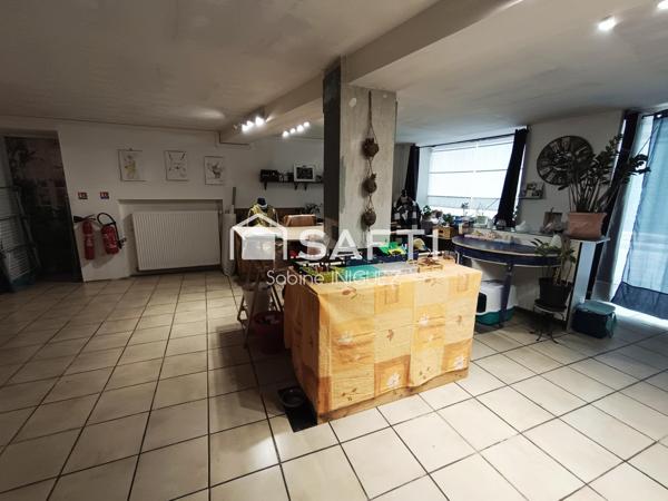 LOCAL COMMERCIAL + APPARTEMENT RENOVE