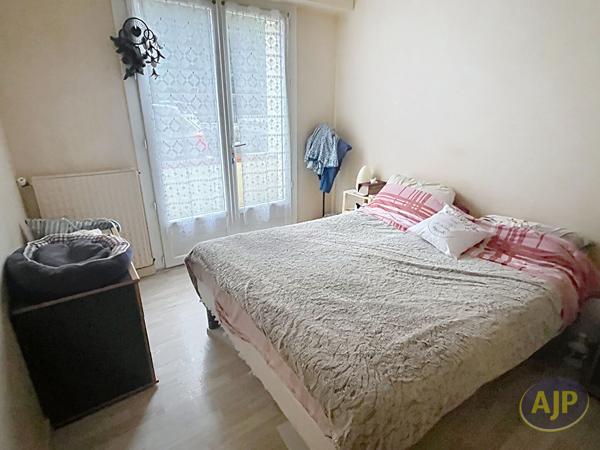 Appartement à louer La Roche Sur Yon : 3 pièces, 65m² avec 2 chambre(s) à 650€ - AJP Immobilier La Roche-sur-Yon