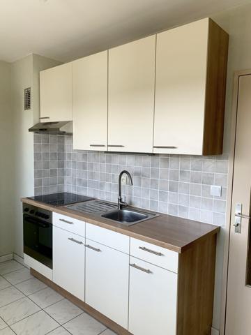 Appartement 2 pièces, balcon, cave