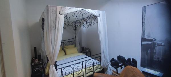 Maison de village 85M2, 4 pièces, centre de Roujan