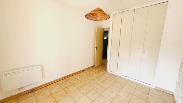 PAVILLON DE PLAIN PIED AVEC JARDIN ET GARAGE