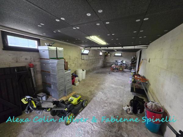 Pavillon sur sous-sol total, vie de plain-pieds possible