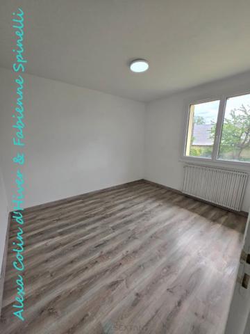 Pavillon sur sous-sol total, vie de plain-pieds possible