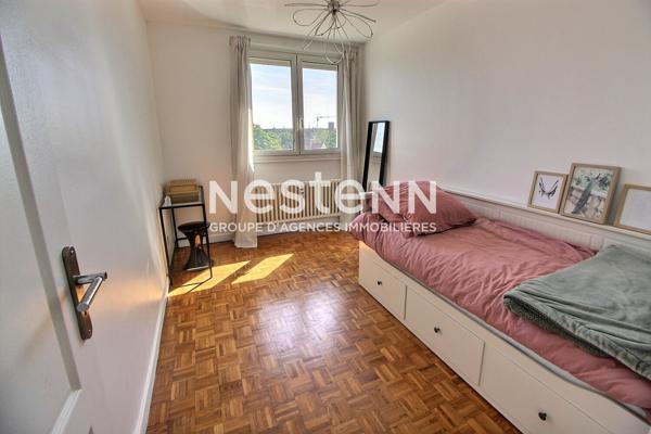 NESTENN VENISSIEUX - VENISSIEUX- SECTEUR CENTRE VILLE- T6- 92m²-  METRO - TRAMWAY - BUS  - GARE - COMMERCES - ECOLES - COLLEGES - PROCHE AXES ROUTIERS- IDEAL INVESTISSEUR