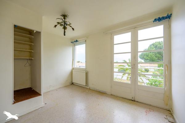 Maison à vendre 1 021 160 € La Flotte 5 p 120 m² DPE G