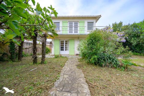 Maison à vendre 1 021 160 € La Flotte 5 p 120 m² DPE G