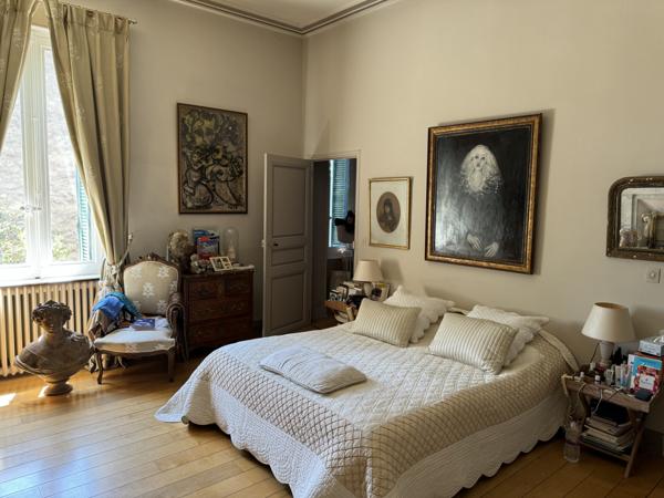 Carpentras (84200) Maison de maître avec jardin et piscine à Carpentras